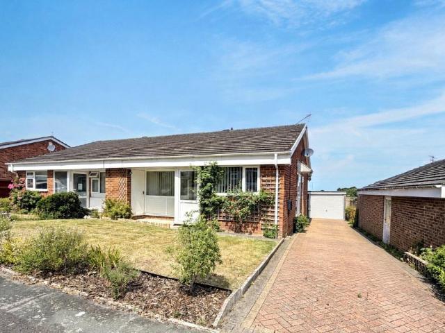 2 bedroom bungalow for sale