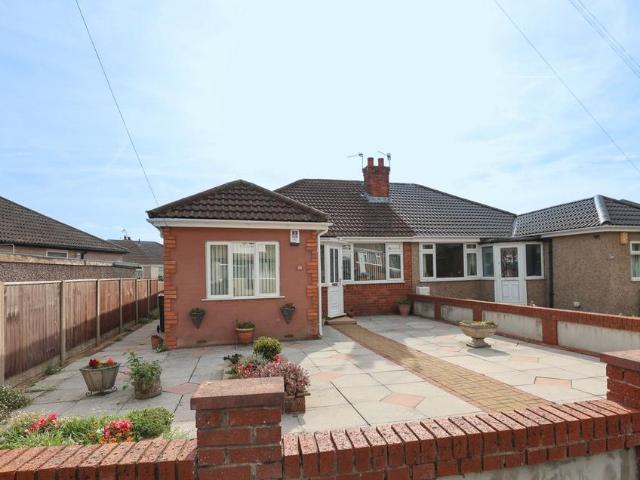 2 bedroom bungalow for sale