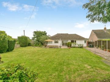 2 bedroom bungalow for sale