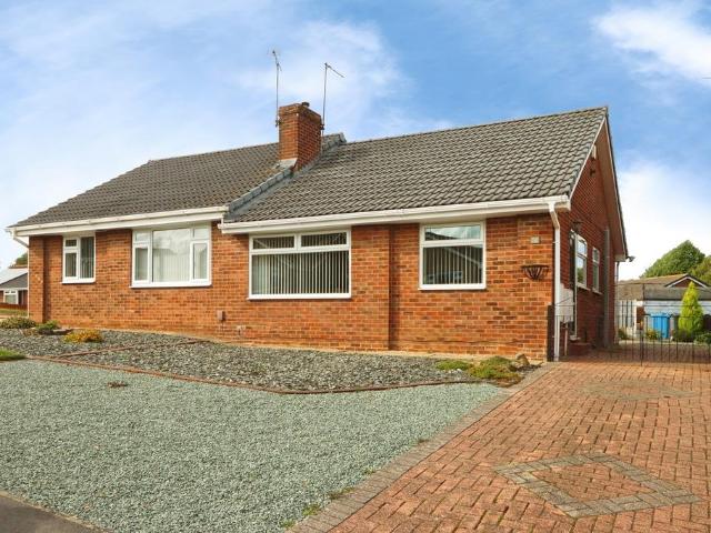 2 bedroom bungalow for sale