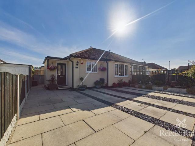 2 bedroom bungalow for sale
