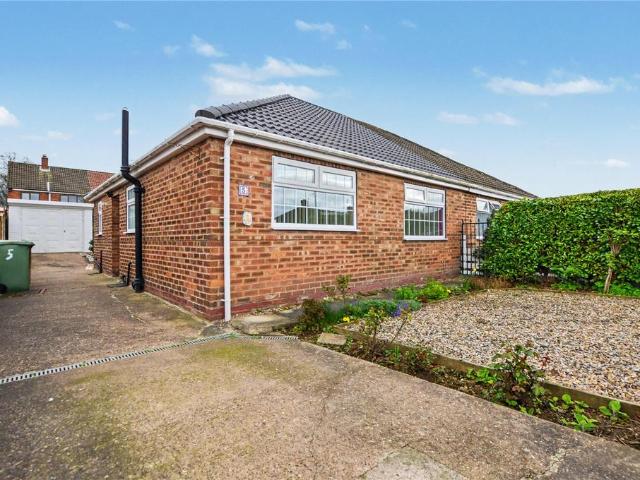 2 bedroom bungalow for sale