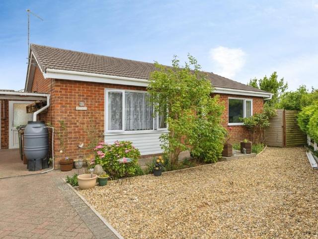2 bedroom bungalow for sale
