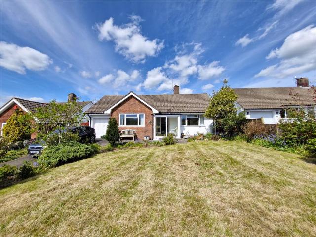 2 bedroom bungalow for sale
