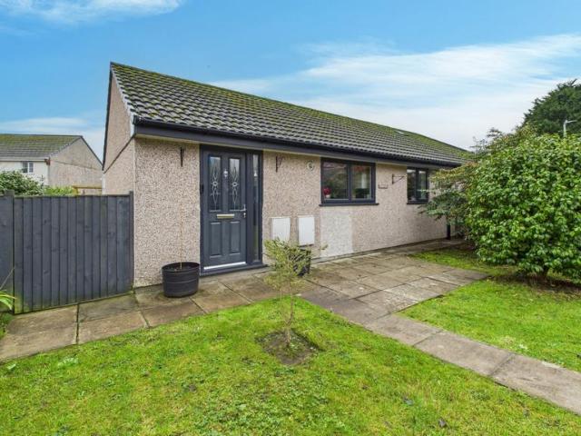 2 bedroom bungalow for sale