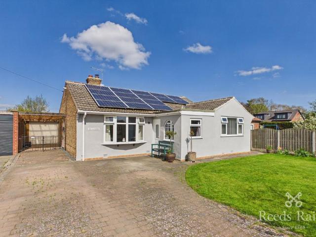 2 bedroom bungalow for sale