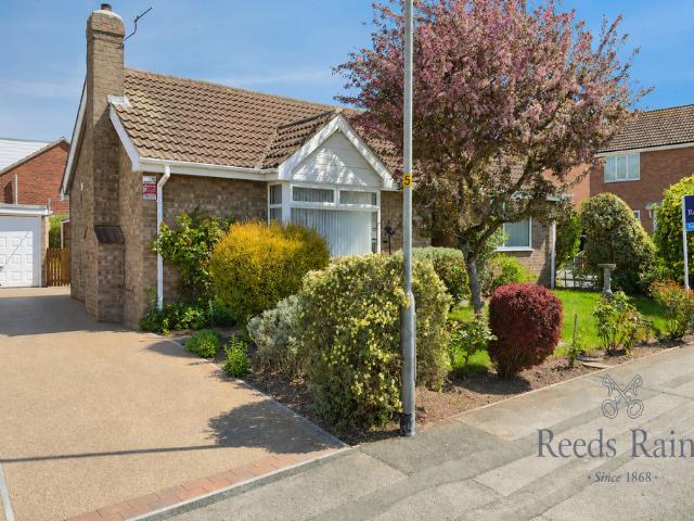 2 bedroom bungalow for sale