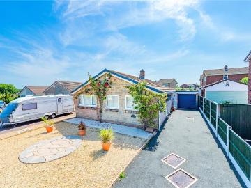 2 bedroom bungalow for sale