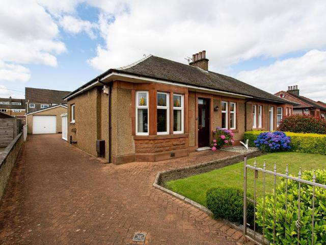 2 bedroom bungalow for sale