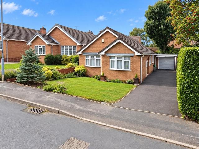 2 bedroom bungalow for sale