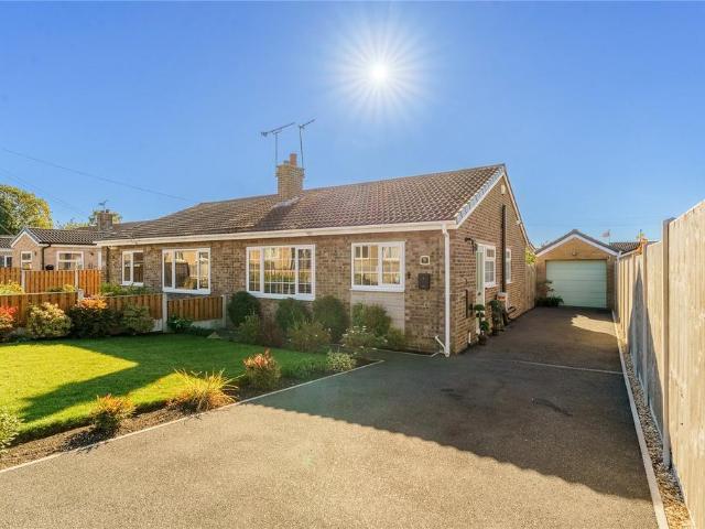 2 bedroom bungalow for sale