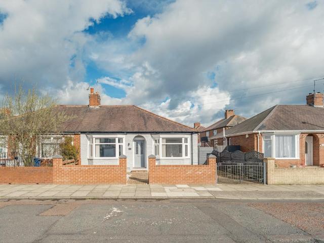 2 bedroom bungalow for sale