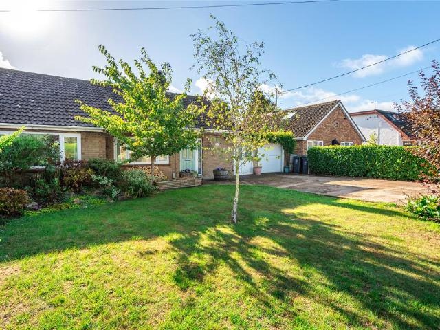 2 bedroom bungalow for sale