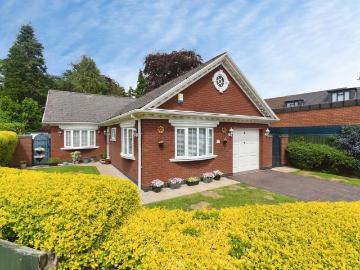 2 bedroom bungalow for sale