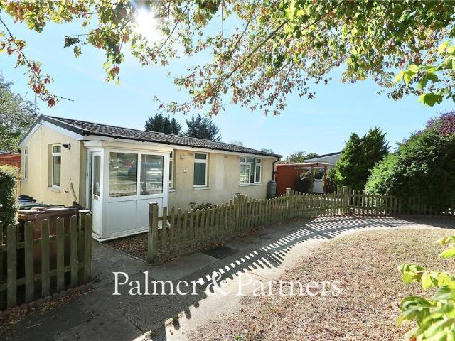 2 bedroom bungalow for sale