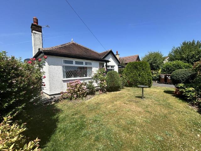 2 bedroom bungalow for sale