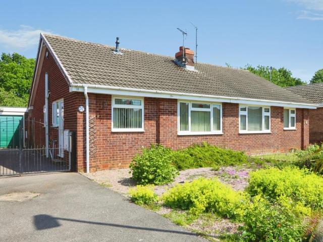 2 bedroom bungalow for sale