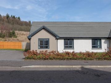 2 bedroom bungalow for sale