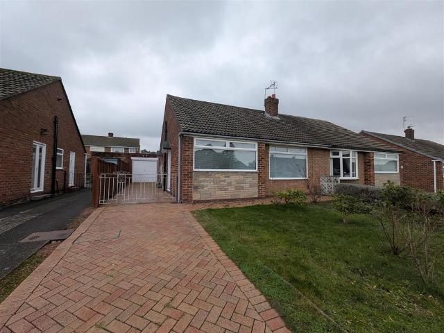 2 bedroom bungalow for sale