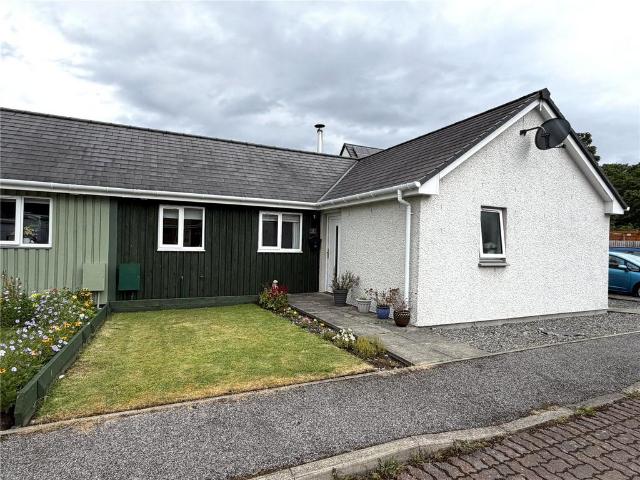 2 bedroom bungalow for sale