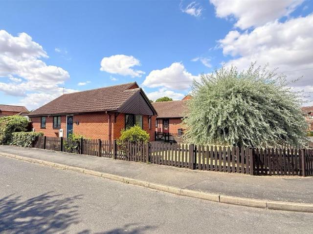 2 bedroom bungalow for sale