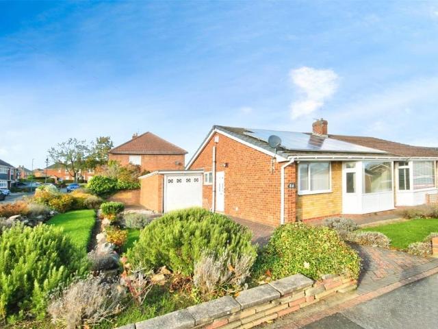 2 bedroom bungalow for sale