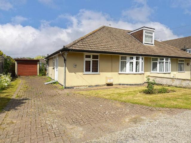 2 bedroom bungalow for sale