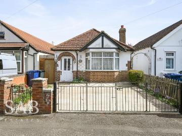 2 bedroom bungalow for sale