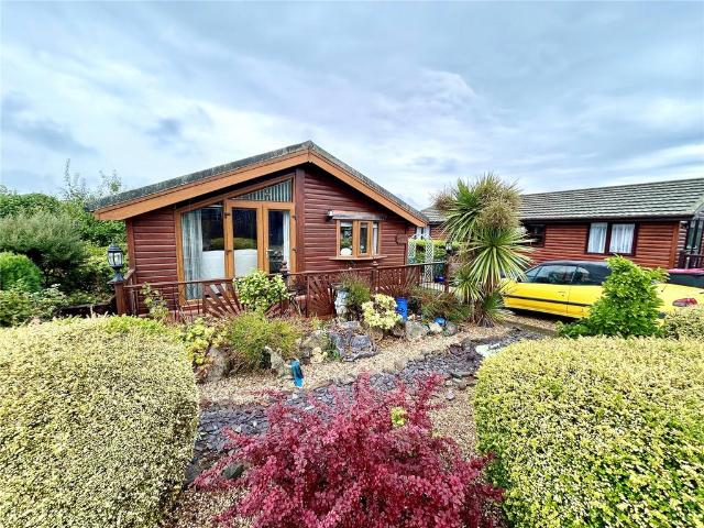 2 bedroom bungalow for sale