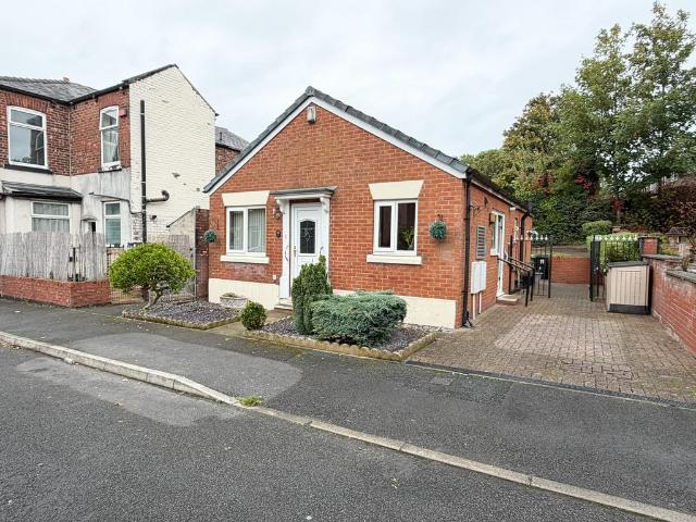 2 bedroom bungalow for sale
