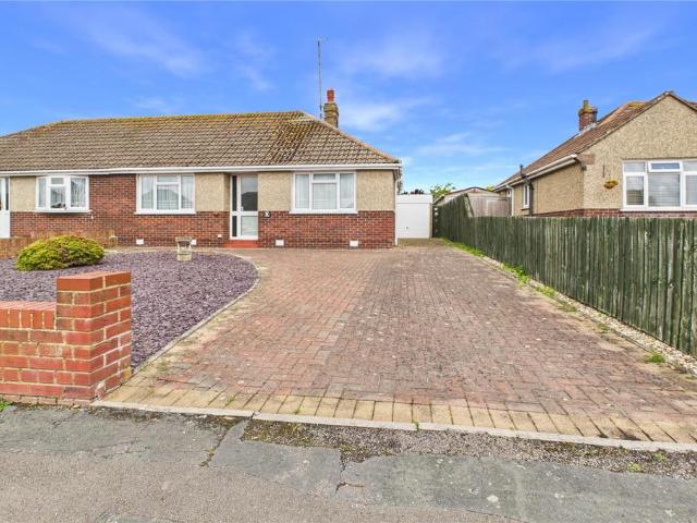 2 bedroom bungalow for sale