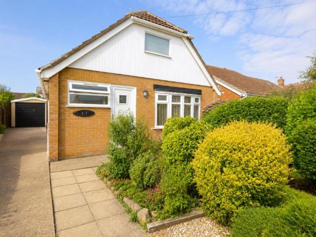 2 bedroom bungalow for sale