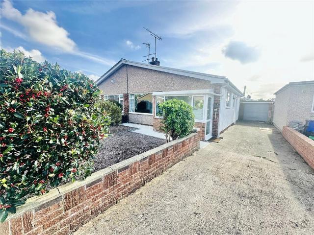 2 bedroom bungalow for sale