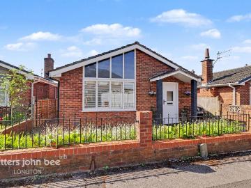 2 bedroom bungalow for sale