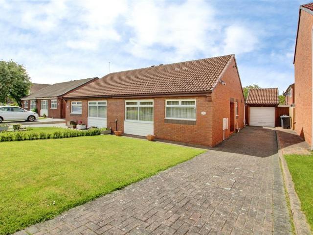 2 bedroom bungalow for sale