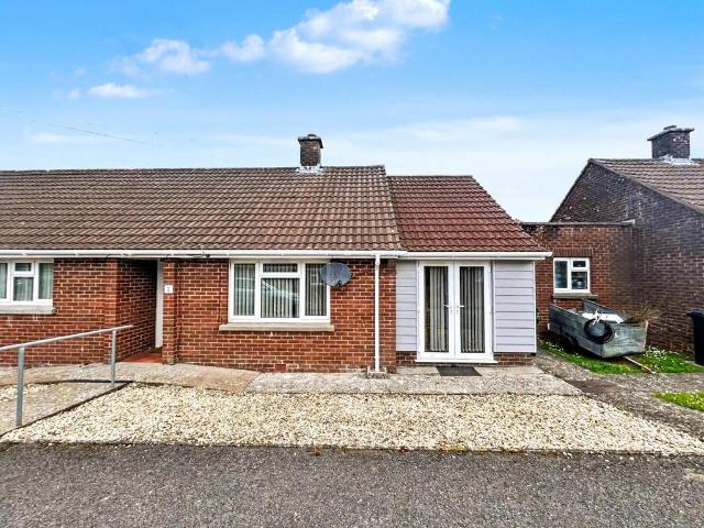 2 bedroom bungalow for sale