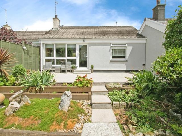 2 bedroom bungalow for sale