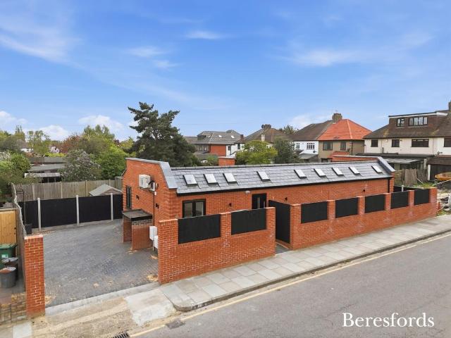 2 bedroom bungalow for sale