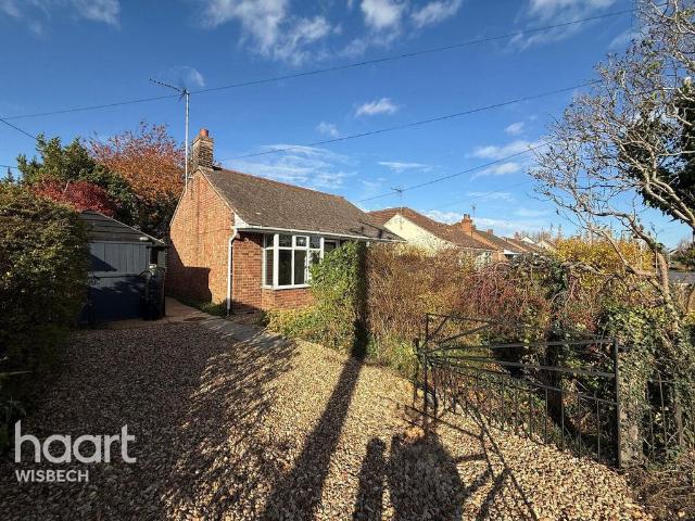 2 bedroom bungalow for sale