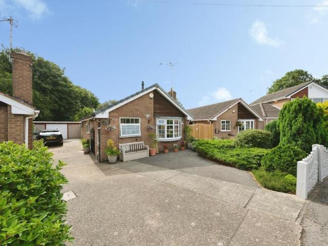 2 bedroom bungalow for sale