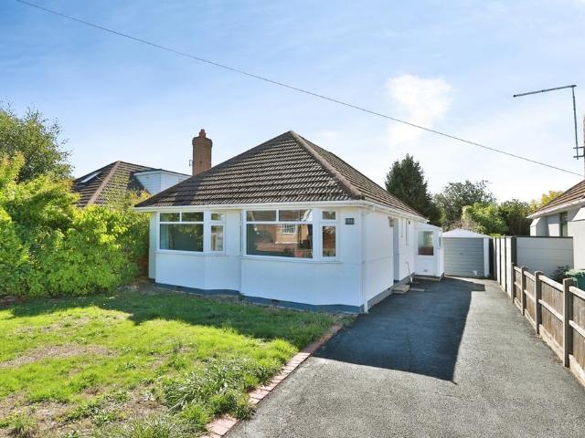 2 bedroom bungalow for sale