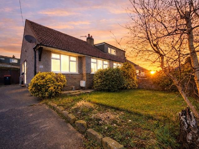 2 bedroom bungalow for sale