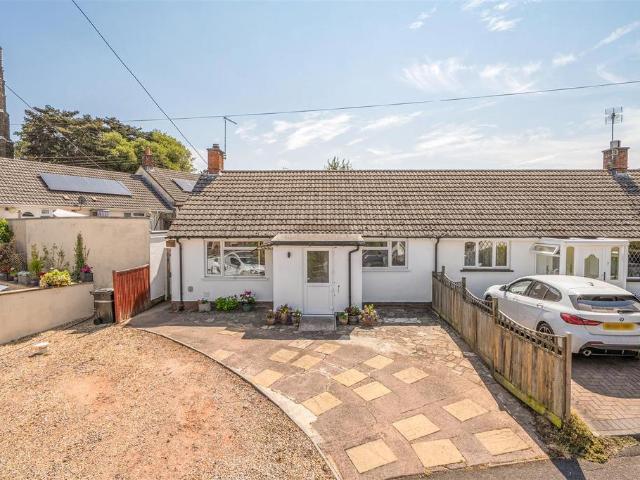 2 bedroom bungalow for sale