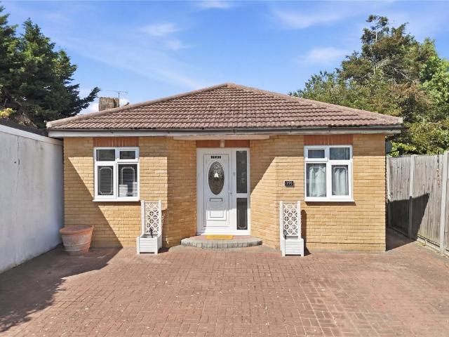 2 bedroom bungalow for sale