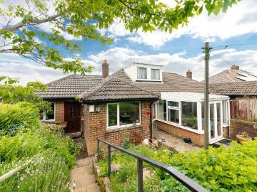 2 bedroom bungalow for sale