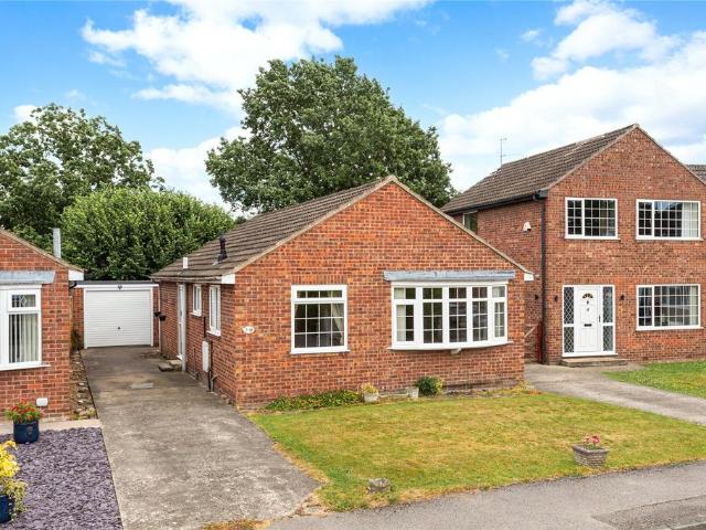 2 bedroom bungalow for sale