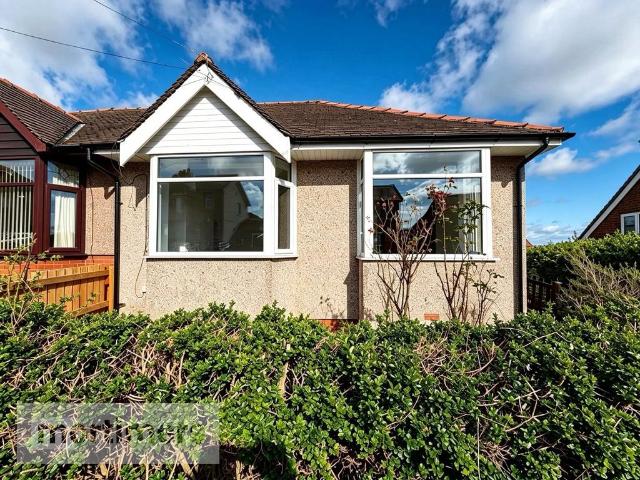 2 bedroom bungalow for sale