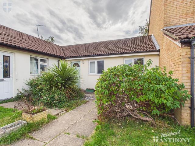 2 bedroom bungalow for sale