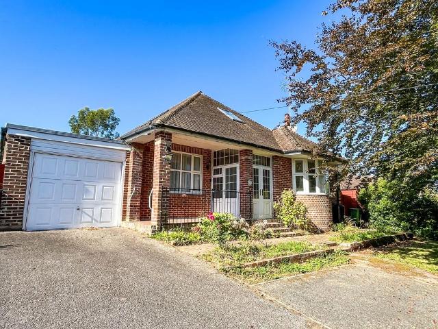 2 bedroom bungalow for sale
