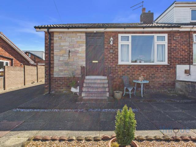 2 bedroom bungalow for sale